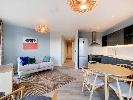 1322 Heward