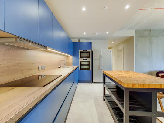 729 The Robinson South