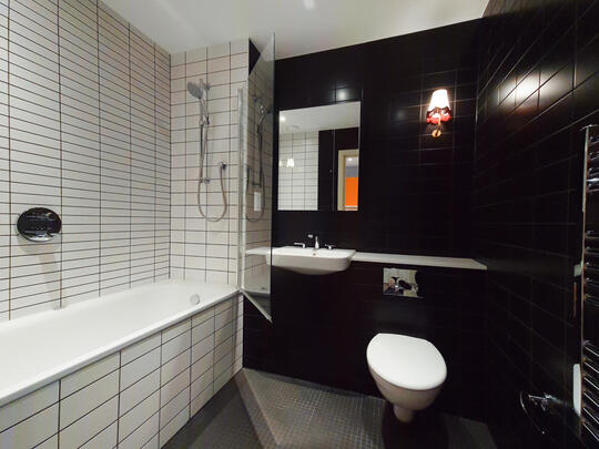 826 The Robinson South image #4