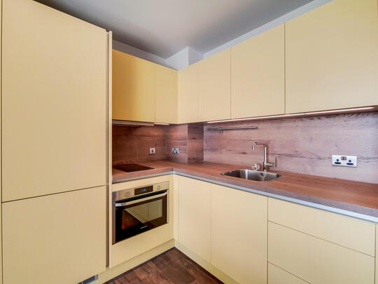 1624 The Robinson South