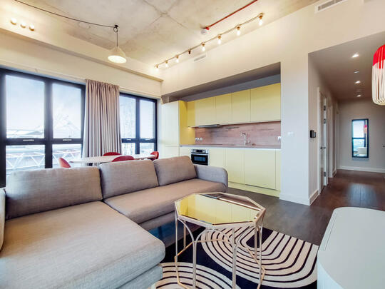 1625 The Robinson South