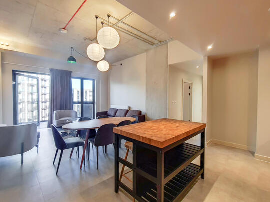 2129 The Robinson South