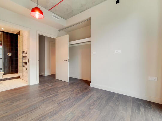 2225 The Robinson South