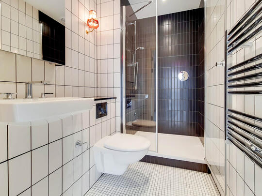 2225 The Robinson South