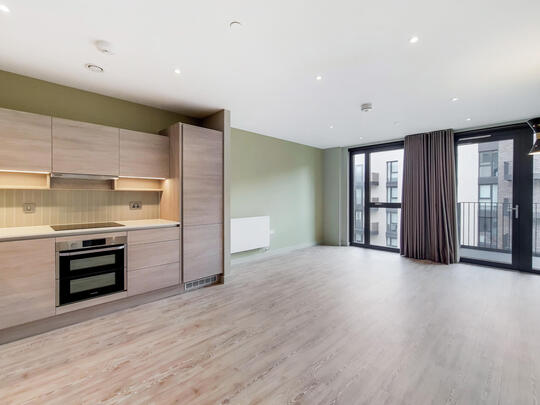 1135 Madison East
