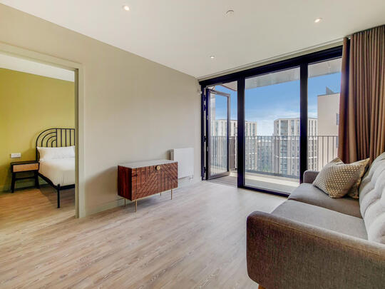927 Madison East