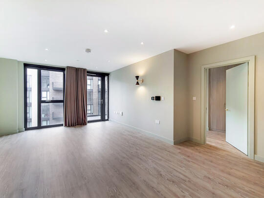 1135 Madison East