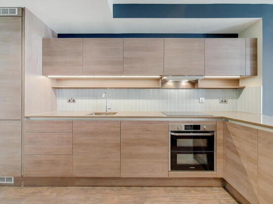1023 Madison East