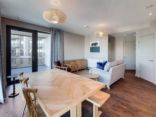 1136 Lismer