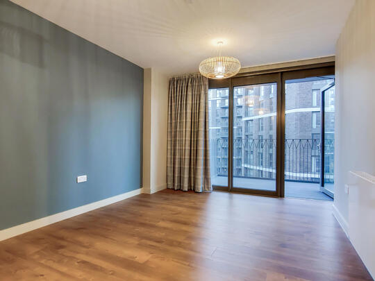 611 Thomson