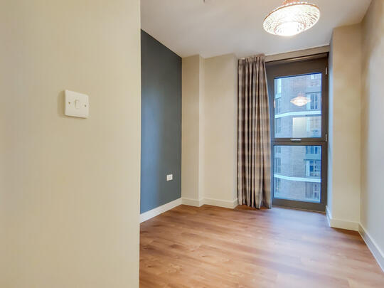 611 Thomson