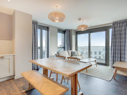 1107 Thomson