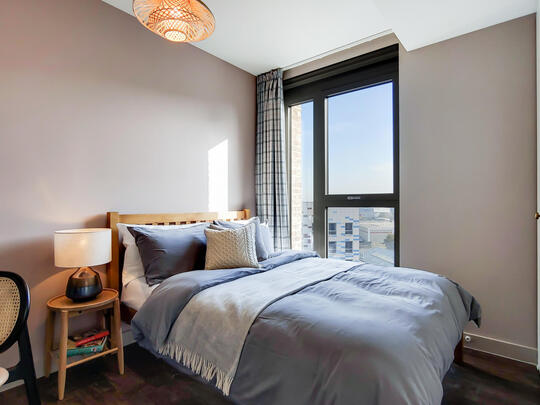 1111 Thomson