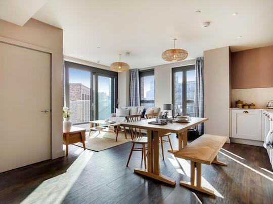 1111 Thomson
