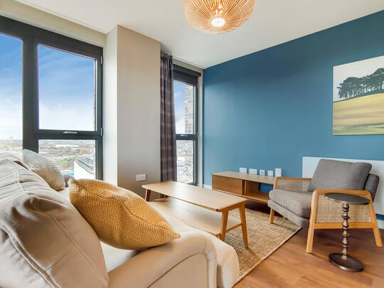 1504 Thomson