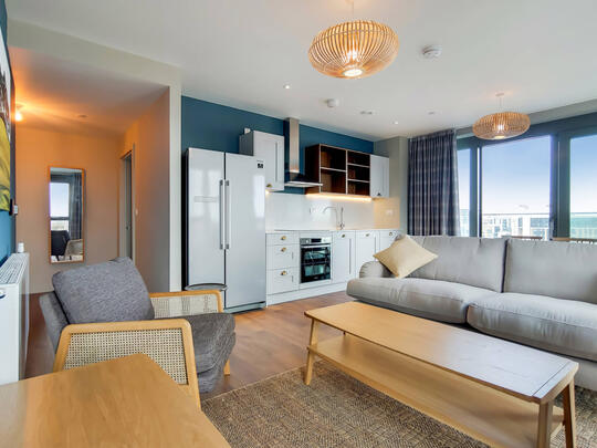 1504 Thomson