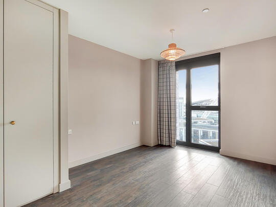 1711 Thomson