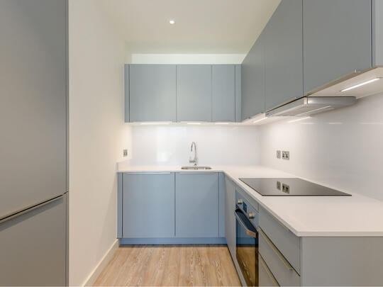 904 Landsby West
