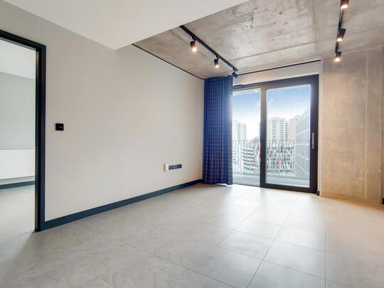 913 Beton image #3