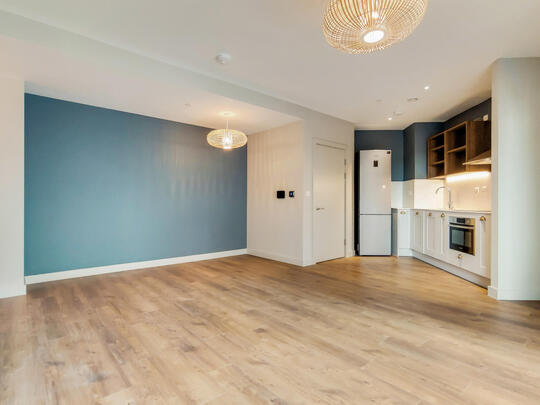 610 Thomson image #1