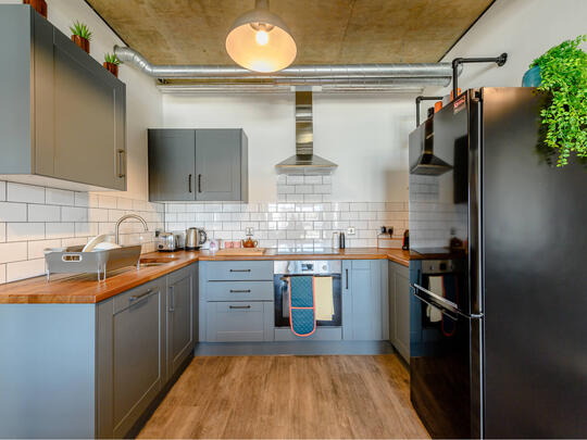 332 Ferrum