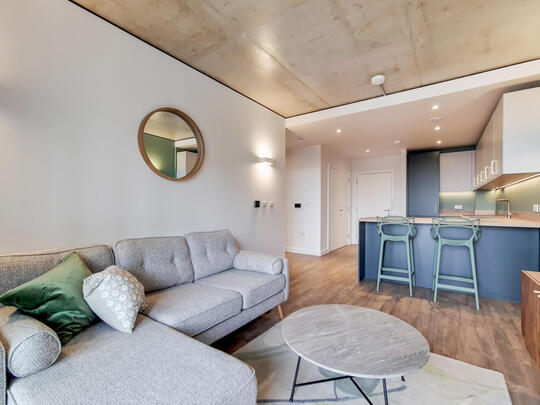 531 Birch House image #1