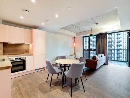 930 The Robinson South - 1 of 8