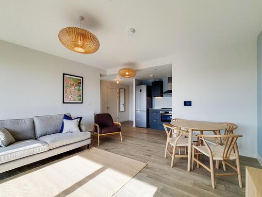 1601 Thomson