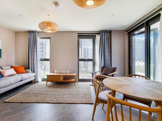 1321 Heward
