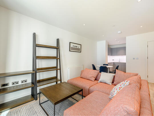 108 Landsby West