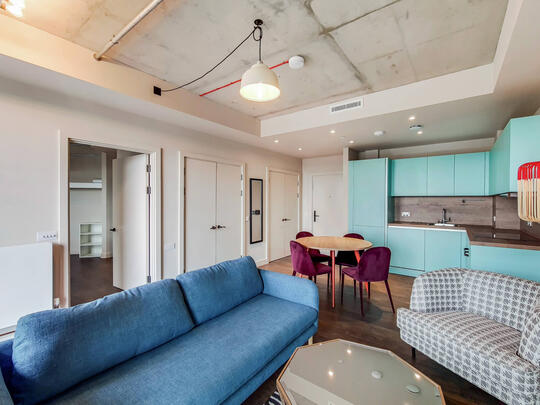 1221 The Robinson South