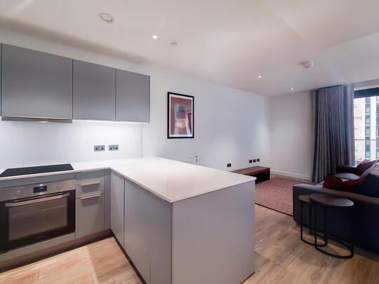 415 Landsby West